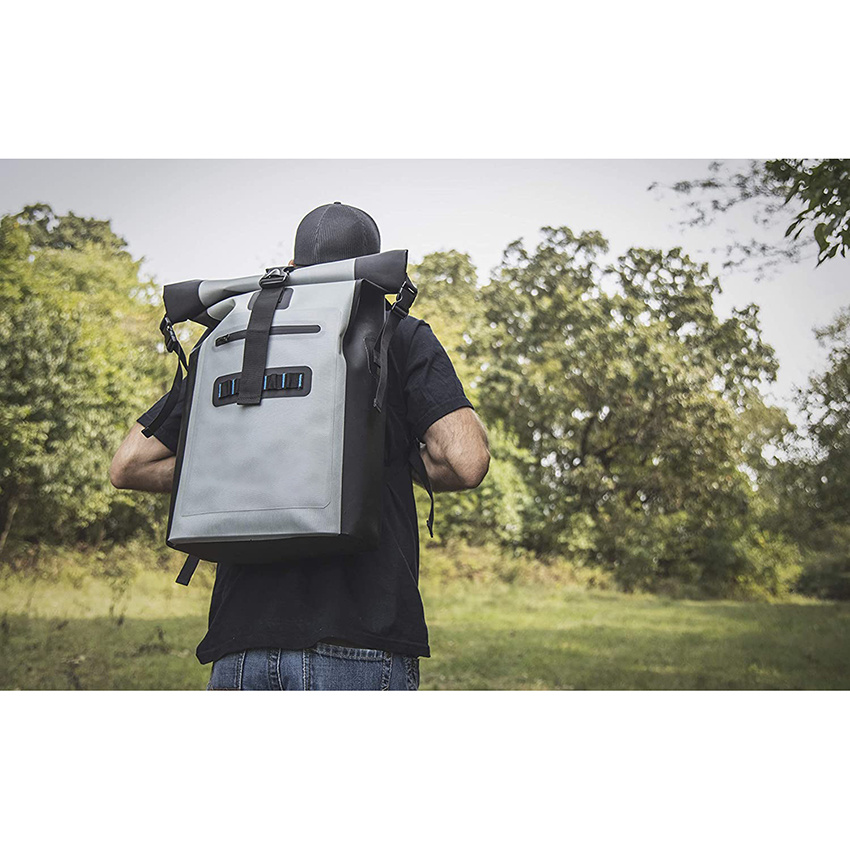 30-Liter-TPU-wasserdichter Trockenrucksack, auslaufsicher, pannensicher und reißfest